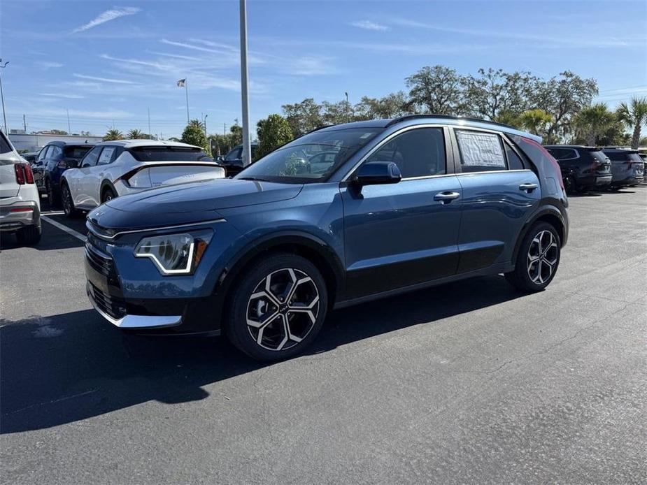 new 2025 Kia Niro car, priced at $37,135