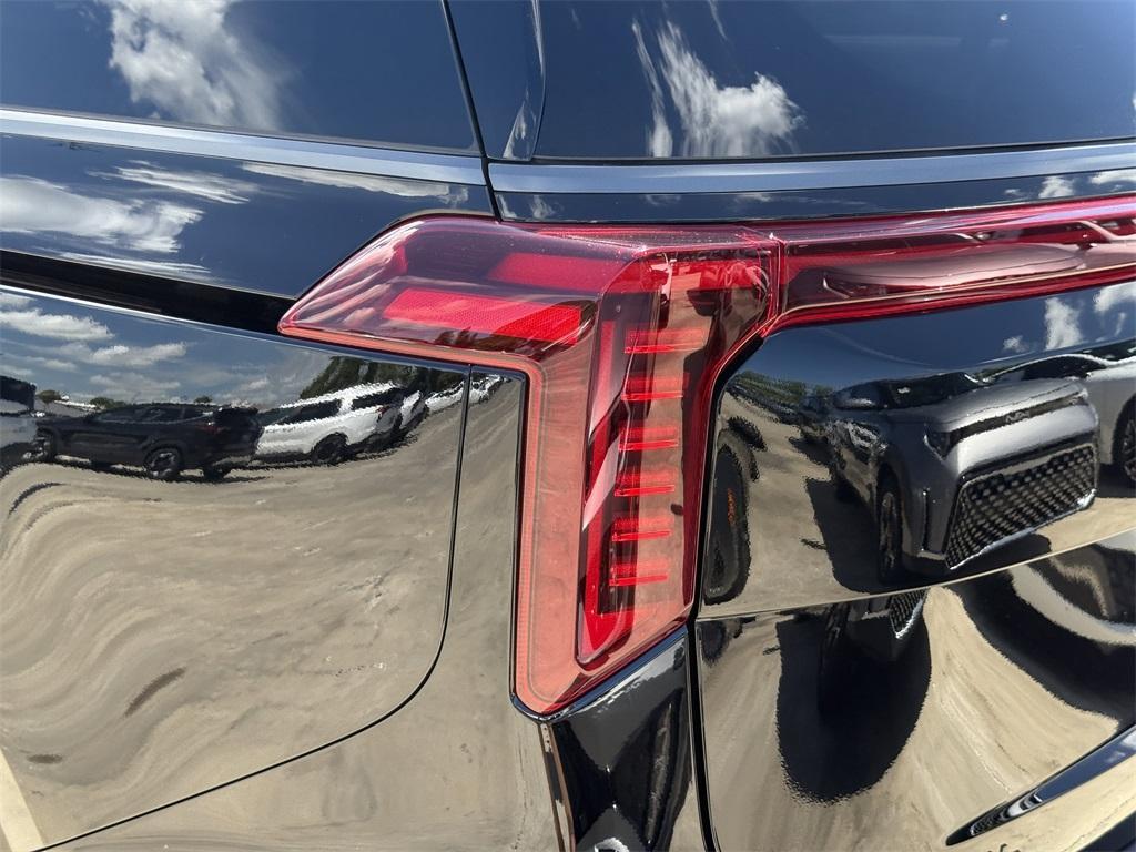 new 2026 Kia Carnival car, priced at $52,285