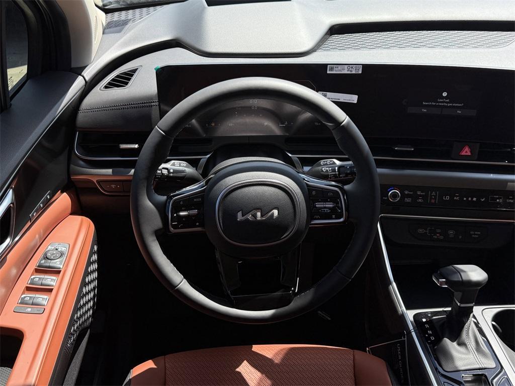 new 2026 Kia Carnival car, priced at $52,285