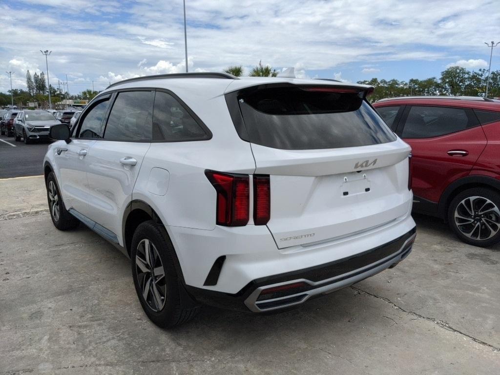 used 2023 Kia Sorento car, priced at $25,991