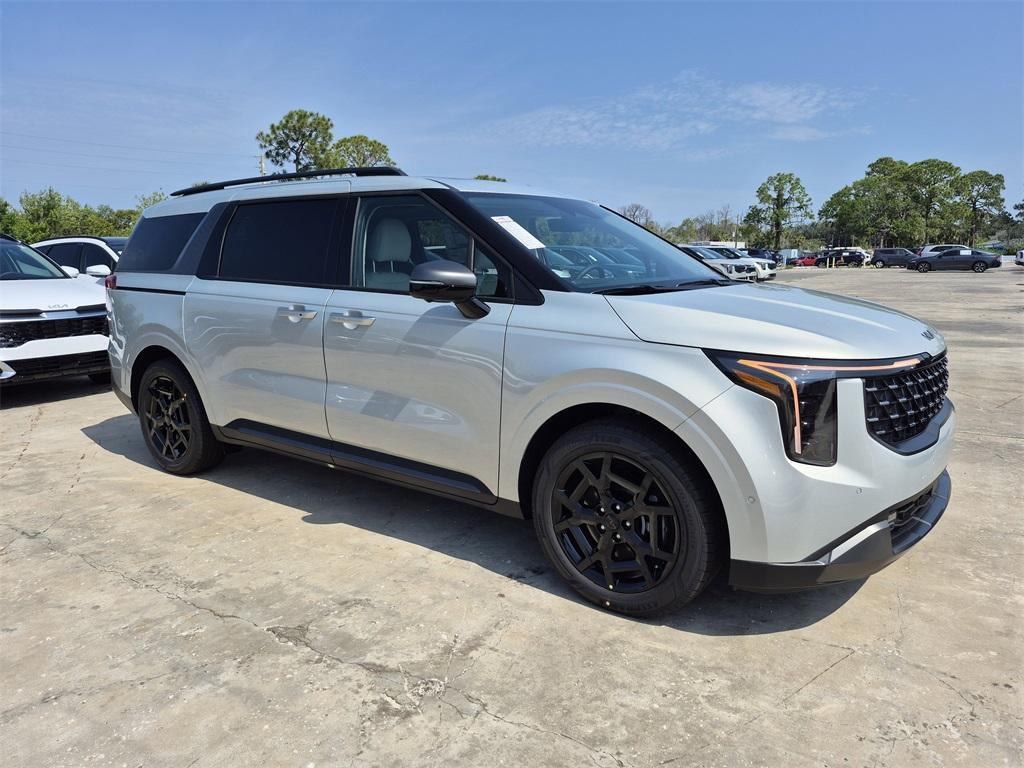 new 2025 Kia Carnival Hybrid car, priced at $49,630