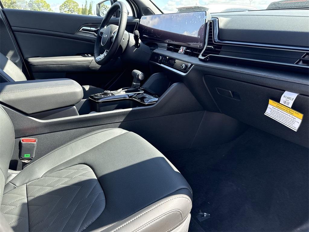new 2025 Kia Sportage car, priced at $37,480