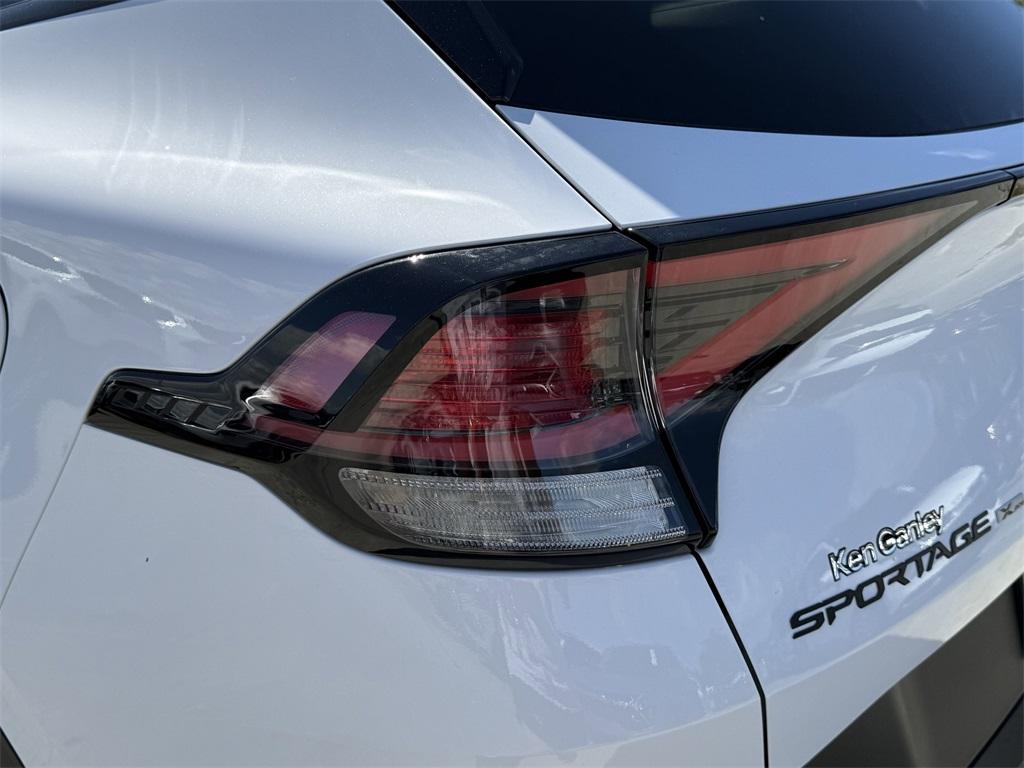 new 2025 Kia Sportage car, priced at $37,480