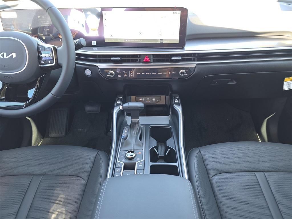 new 2025 Kia Sorento car, priced at $38,685