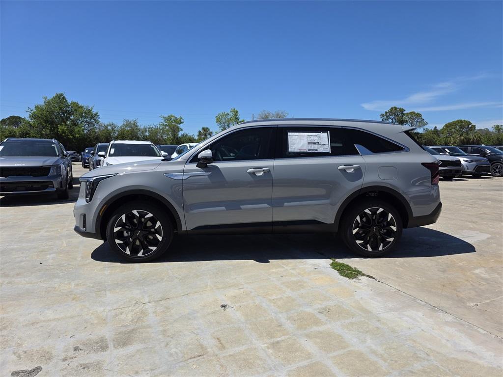 new 2025 Kia Sorento car, priced at $38,685