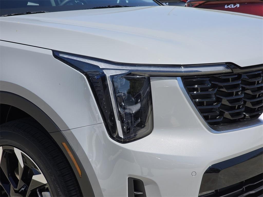 new 2025 Kia Sorento car, priced at $38,685