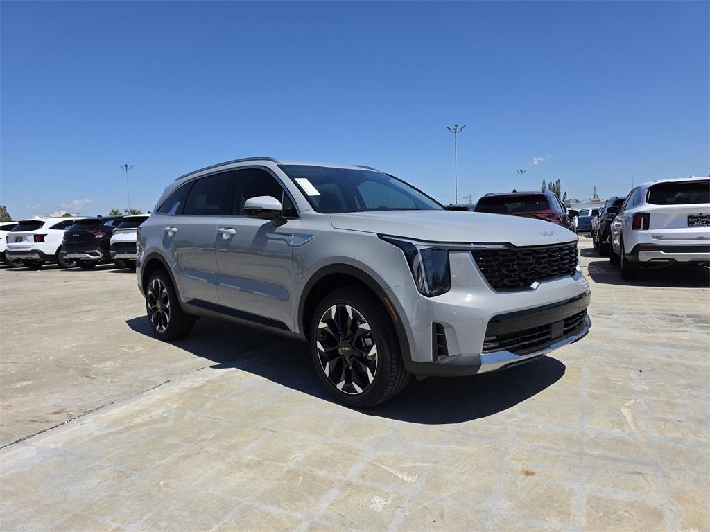 new 2025 Kia Sorento car, priced at $38,685