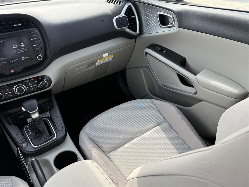 new 2025 Kia Soul car, priced at $19,306