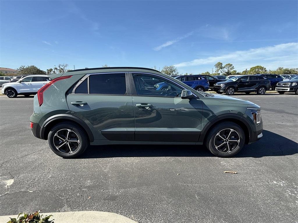 new 2025 Kia Niro car, priced at $30,985