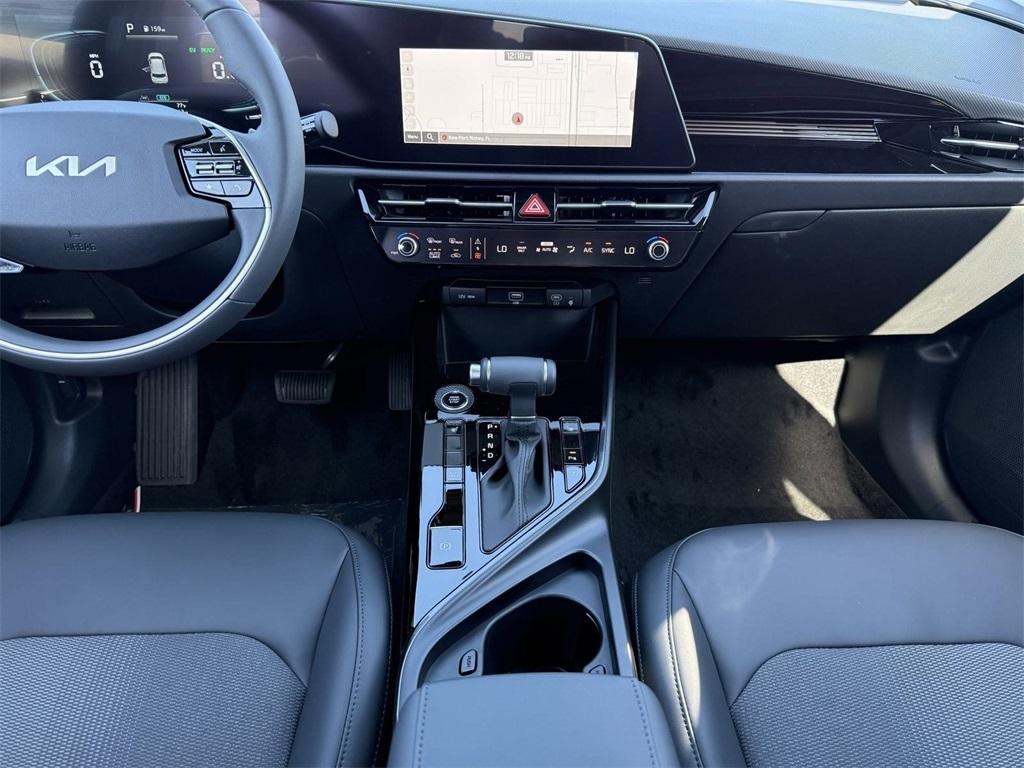 new 2025 Kia Niro car, priced at $30,985