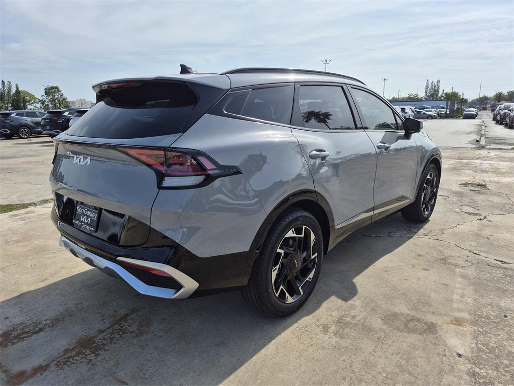 new 2025 Kia Sportage car, priced at $35,205