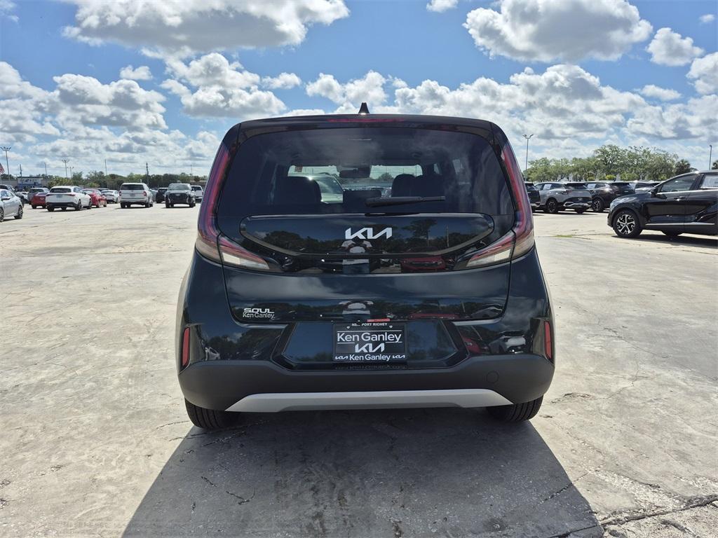 new 2025 Kia Soul car, priced at $22,405