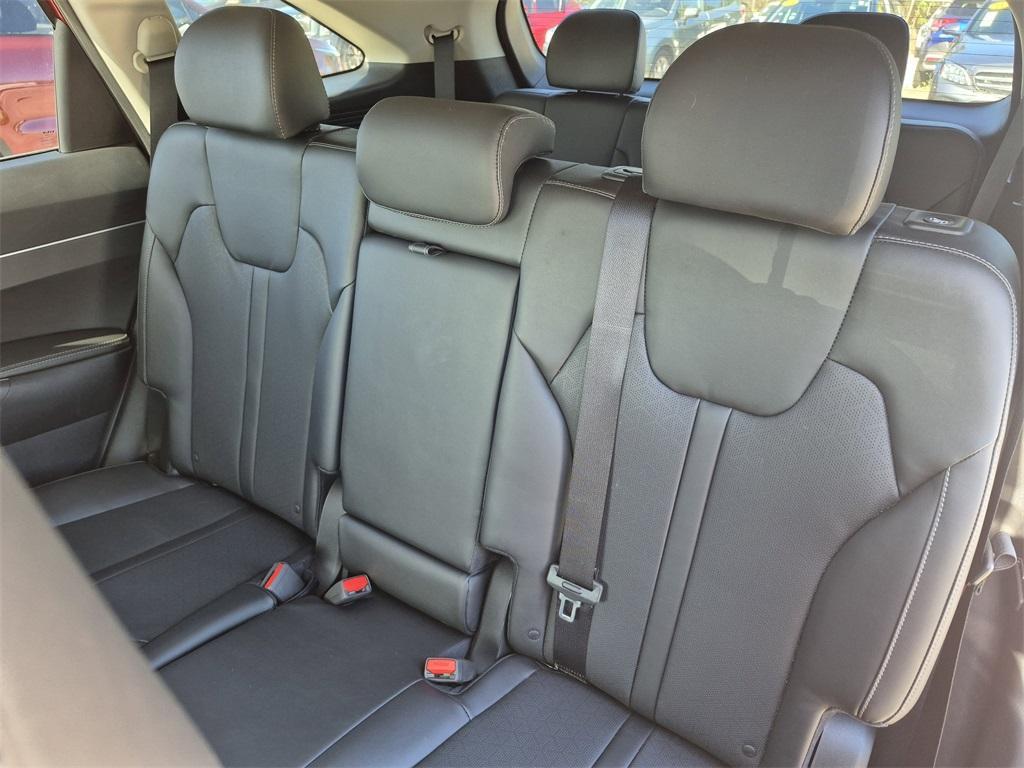 used 2022 Kia Sorento car, priced at $25,992