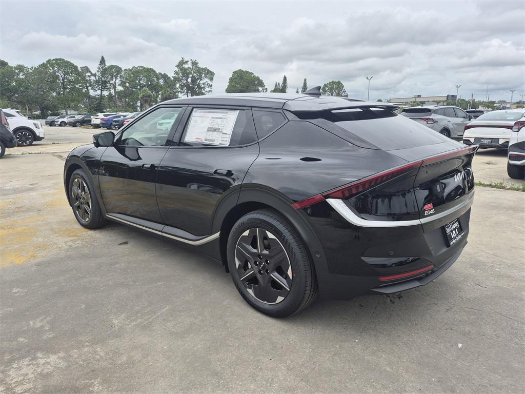 new 2025 Kia EV6 car, priced at $47,375