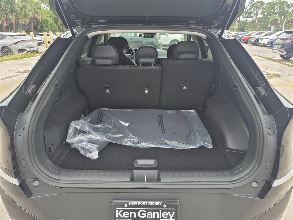 new 2025 Kia EV6 car, priced at $47,375
