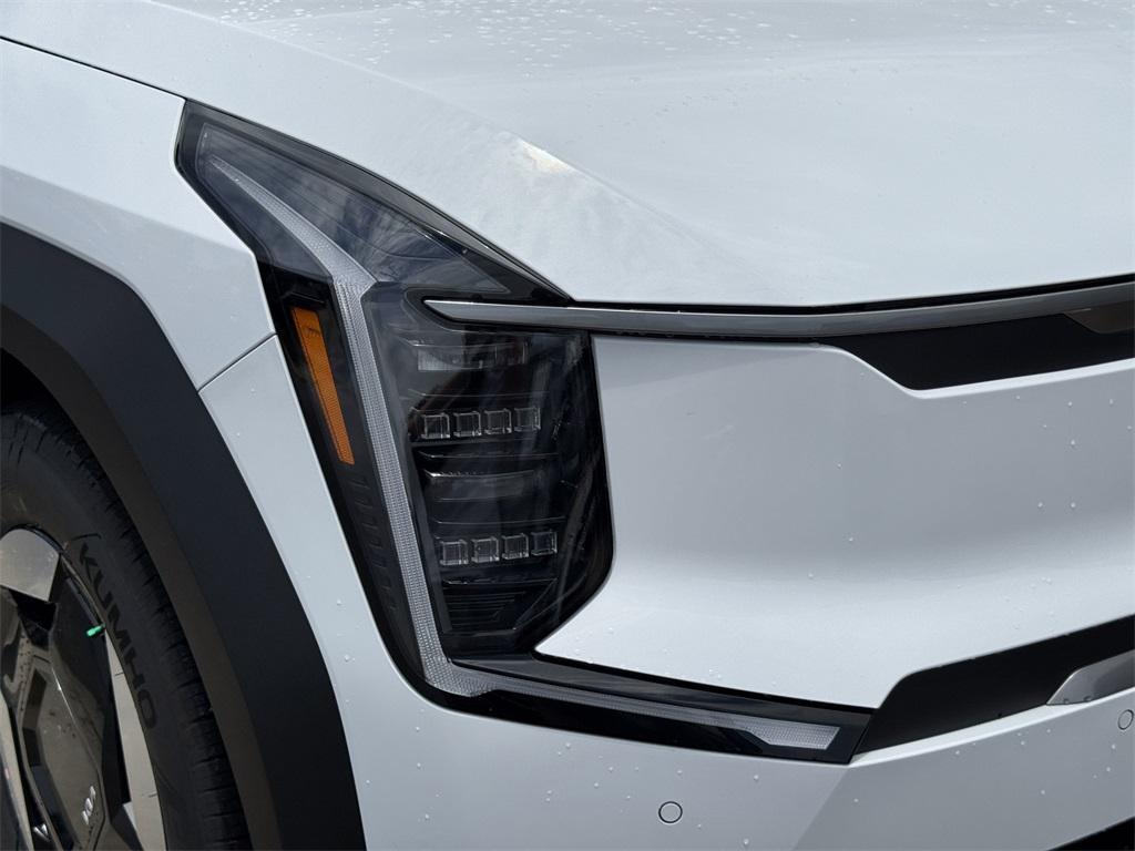 new 2026 Kia EV9 car, priced at $51,361