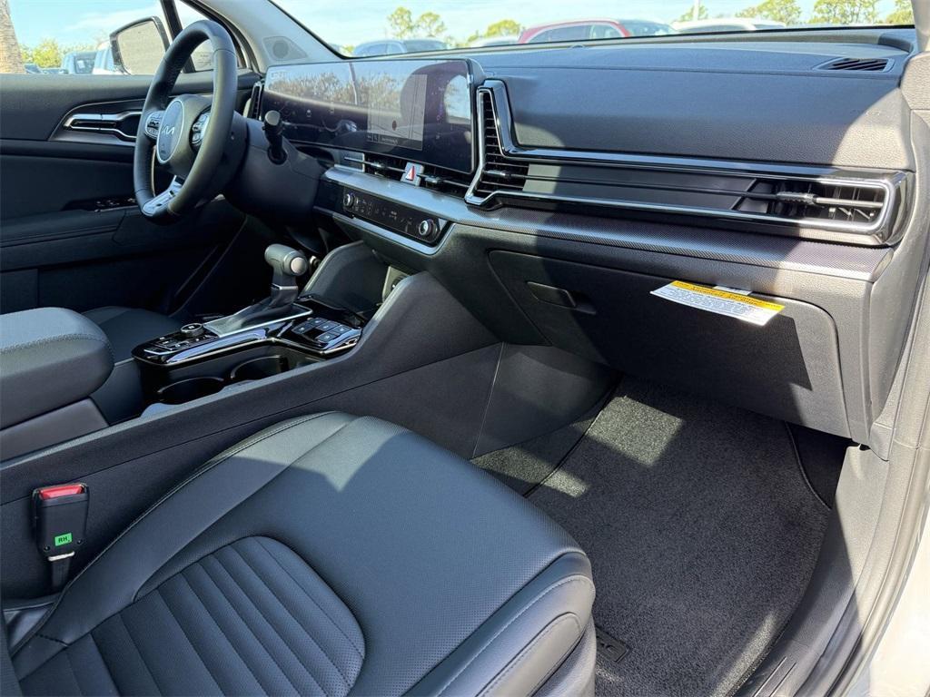 new 2025 Kia Sportage car, priced at $35,150