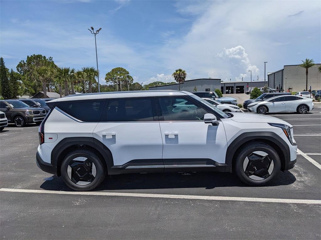 new 2026 Kia EV9 car, priced at $57,100