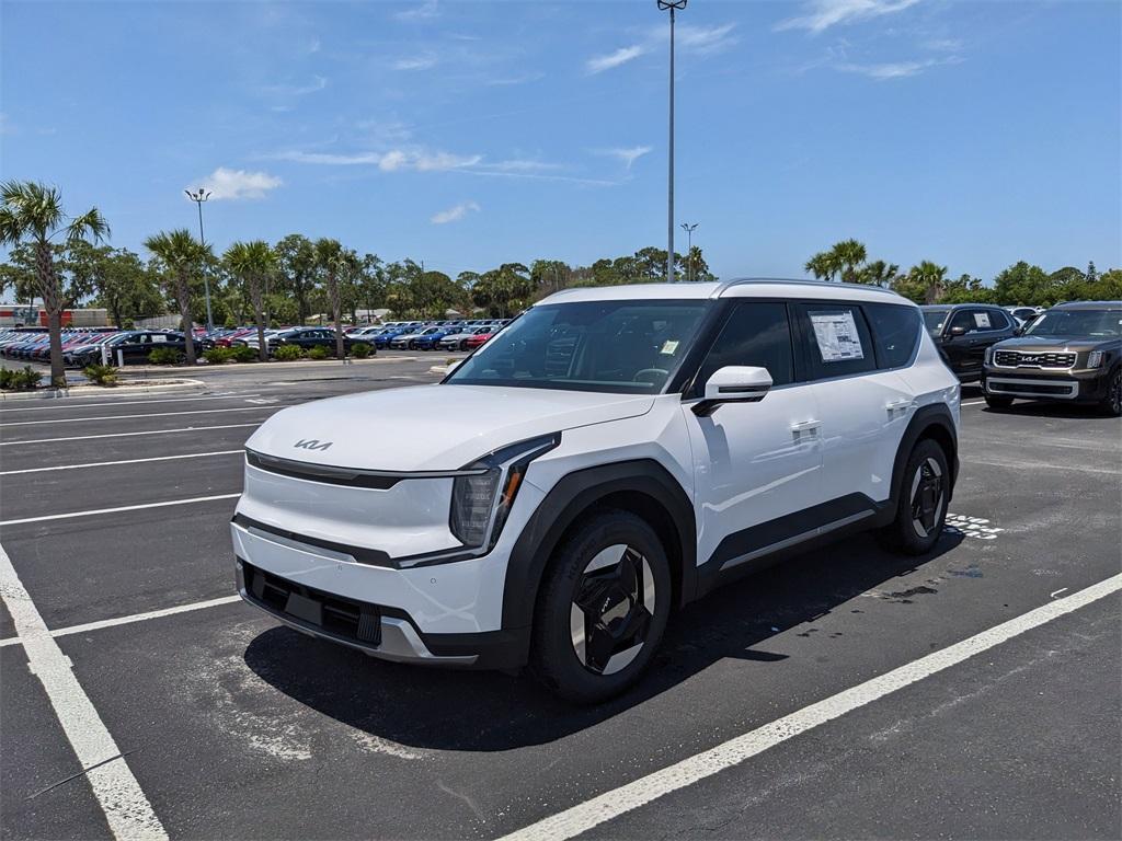 new 2026 Kia EV9 car, priced at $57,100