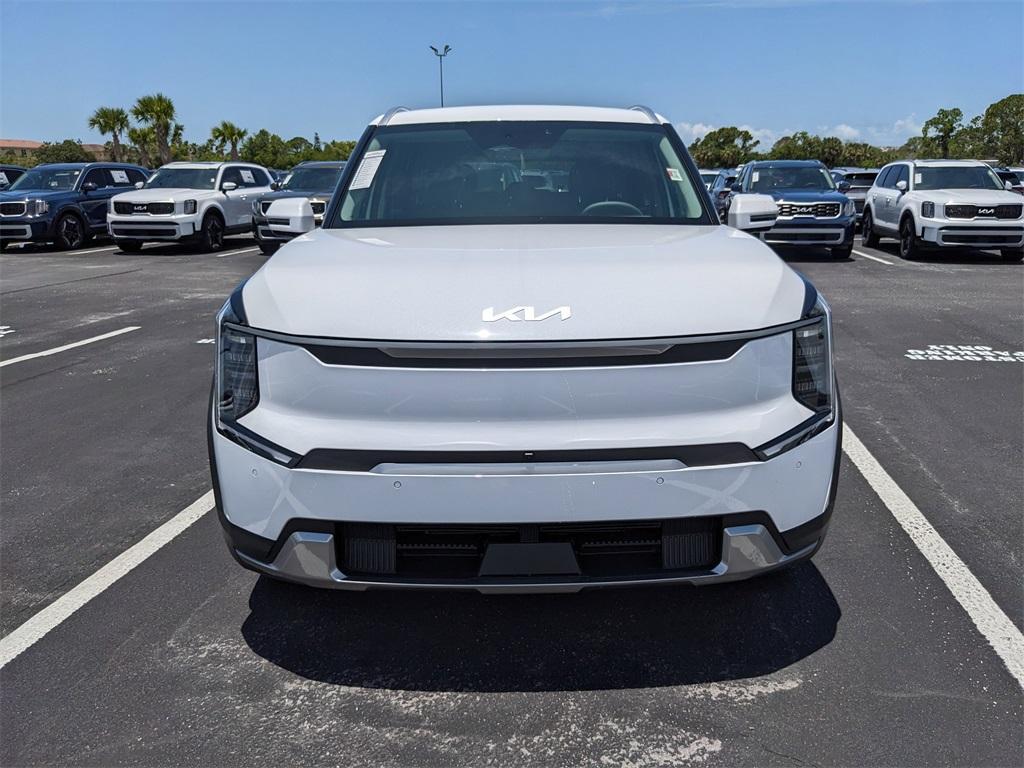 new 2026 Kia EV9 car, priced at $57,100
