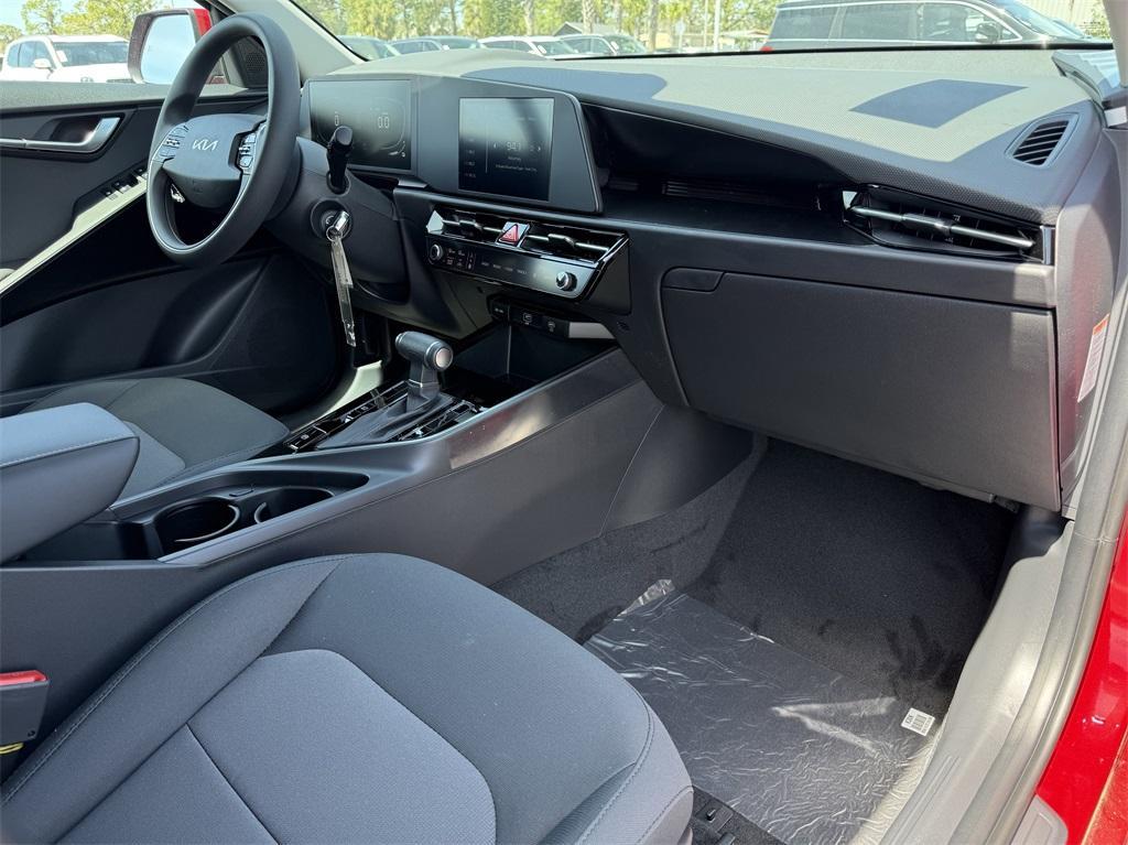 new 2025 Kia Niro car, priced at $26,462