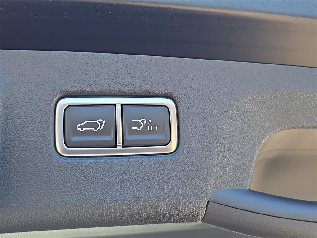 new 2026 Kia Sorento car, priced at $39,047