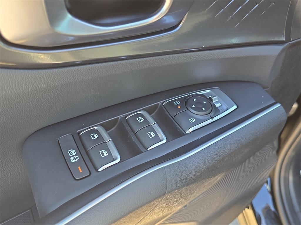 new 2026 Kia Sorento car, priced at $39,047