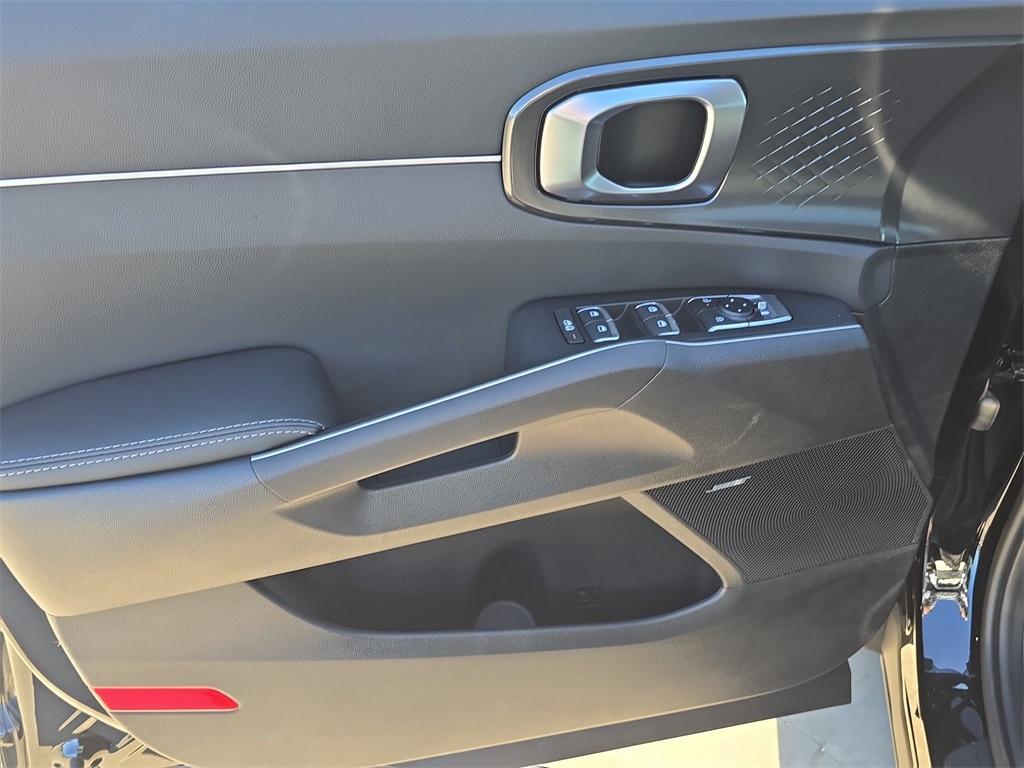 new 2026 Kia Sorento car, priced at $39,047