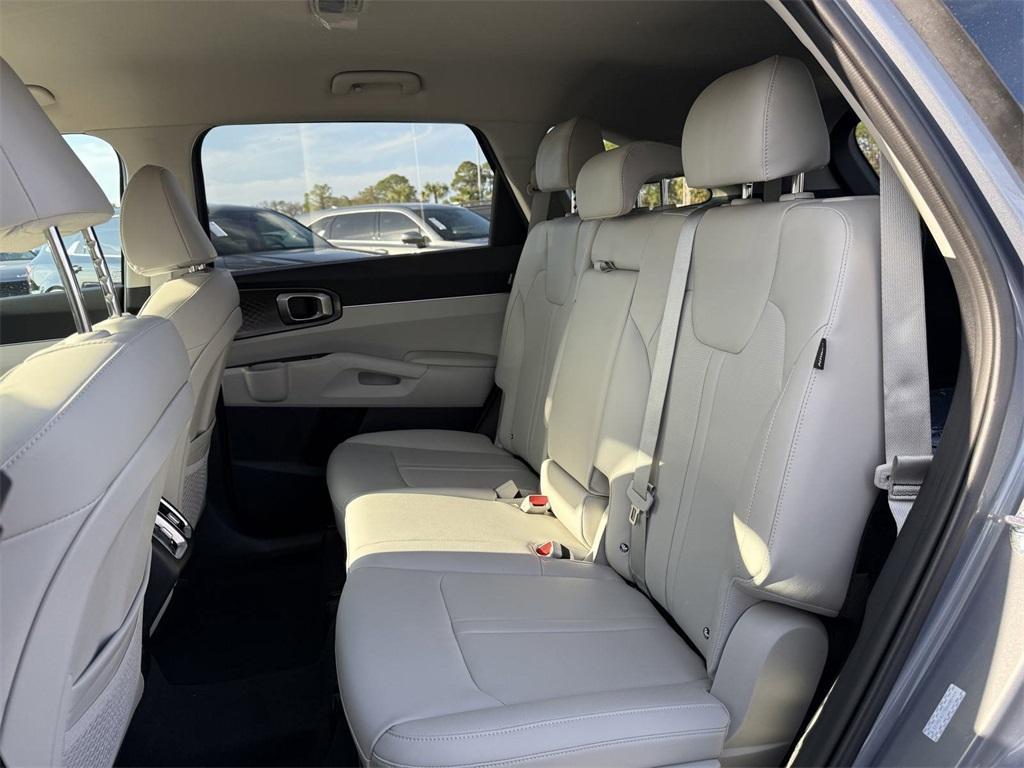 new 2025 Kia Sorento car, priced at $36,330