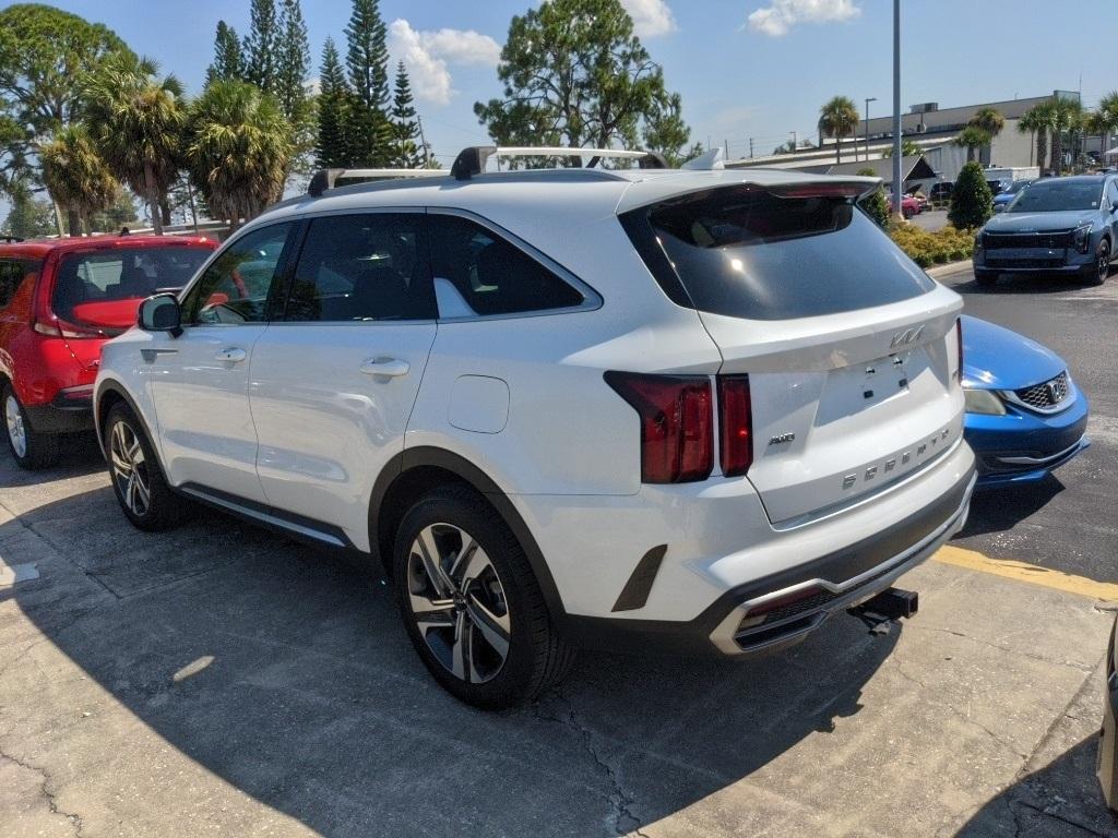 used 2022 Kia Sorento Plug-In Hybrid car, priced at $27,991