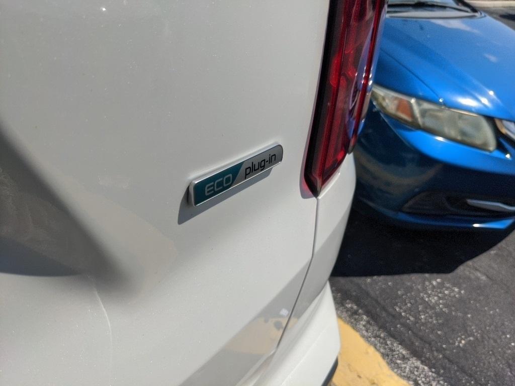 used 2022 Kia Sorento Plug-In Hybrid car, priced at $27,991