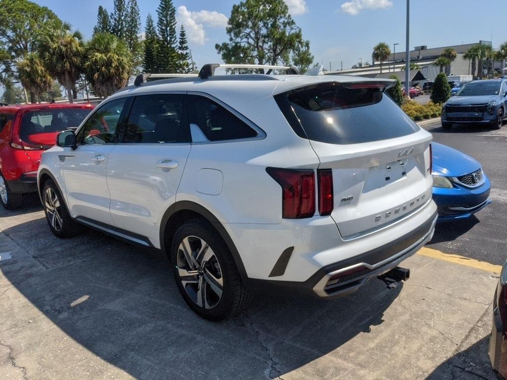 used 2022 Kia Sorento Plug-In Hybrid car, priced at $27,991