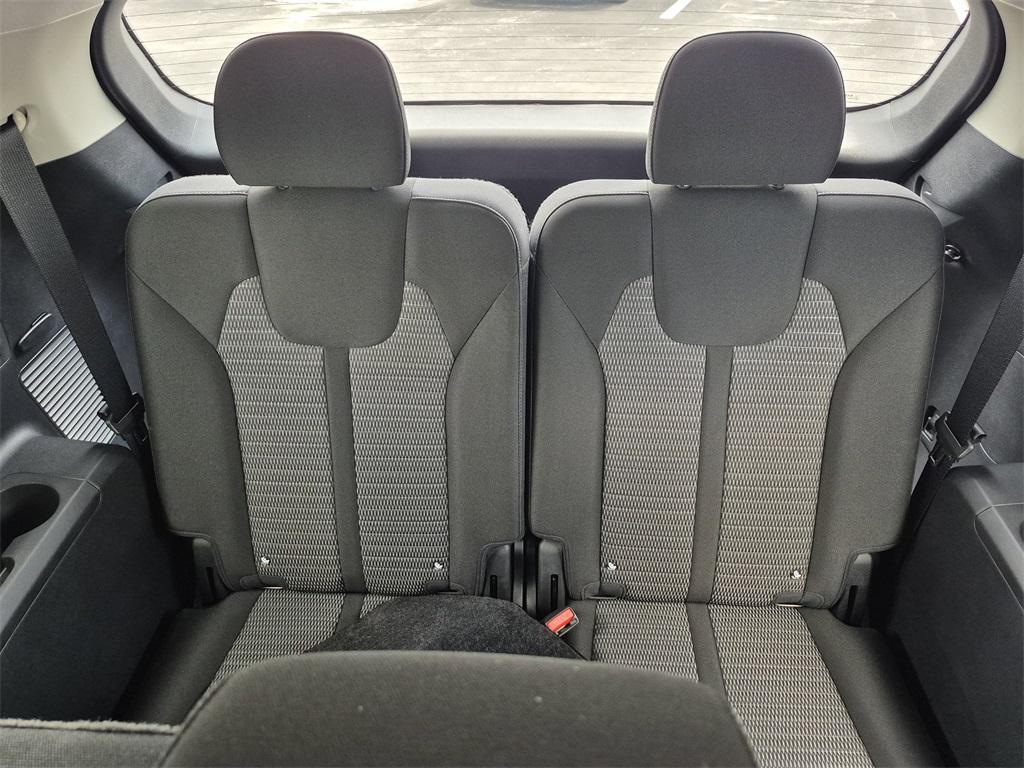 new 2025 Kia Sorento car, priced at $28,489