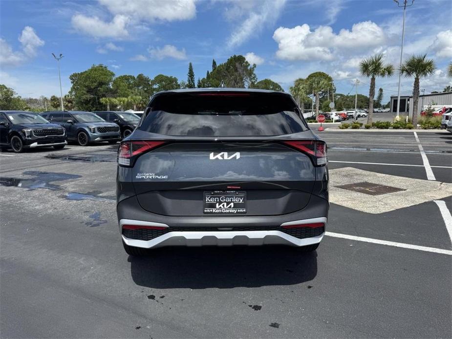 new 2025 Kia Sportage car, priced at $31,335