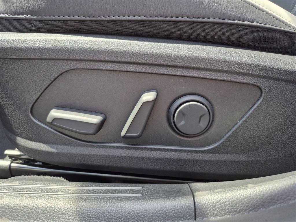 new 2025 Kia K5 car, priced at $29,245