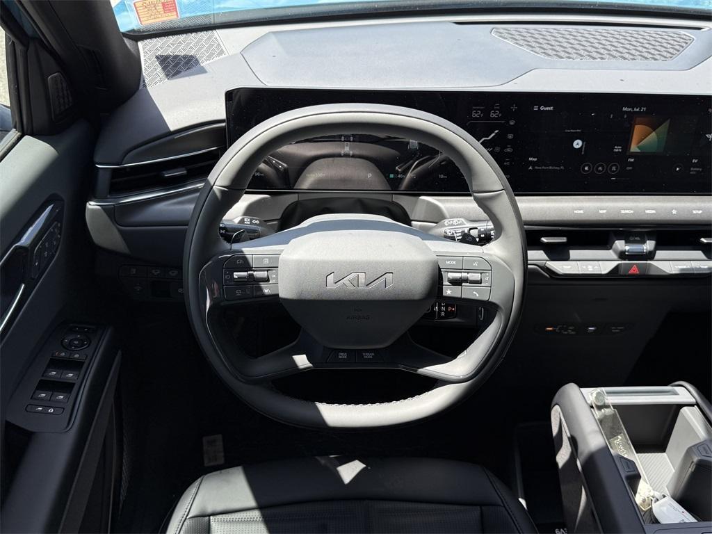 new 2026 Kia EV9 car, priced at $66,815