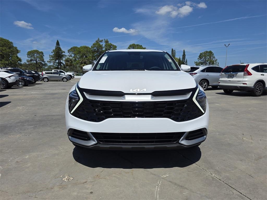 new 2025 Kia Sportage car, priced at $30,150