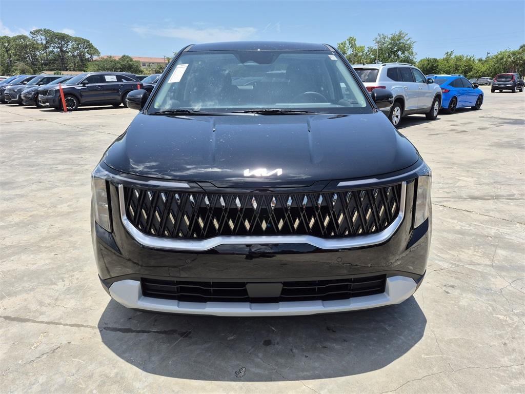 new 2025 Kia Carnival car, priced at $40,495