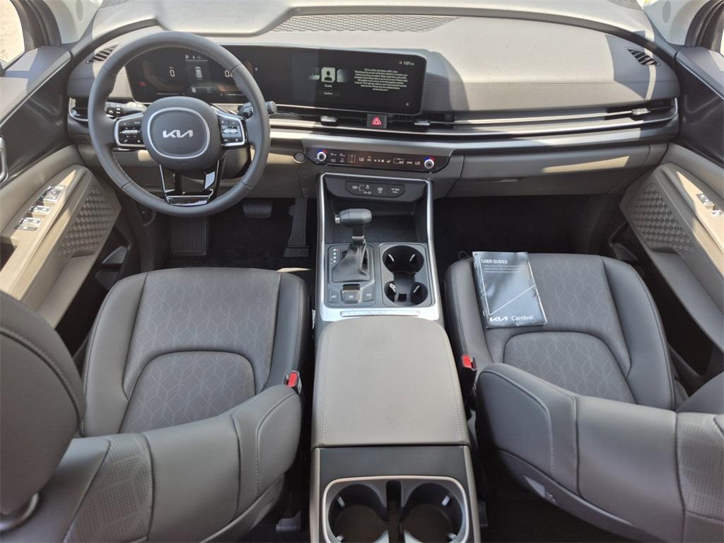 new 2025 Kia Carnival car, priced at $40,495