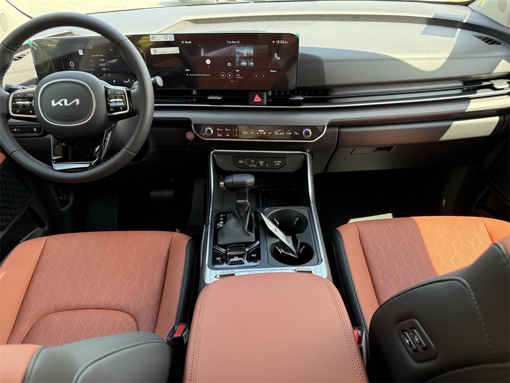 new 2026 Kia Carnival car, priced at $47,285