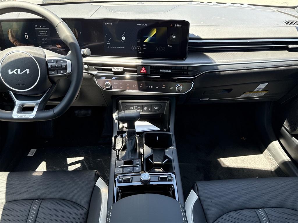 new 2025 Kia K5 car, priced at $29,050