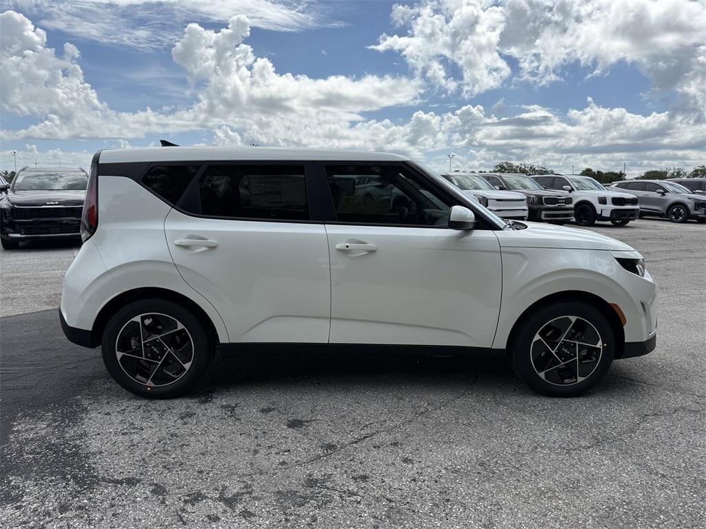 new 2025 Kia Soul car, priced at $26,205