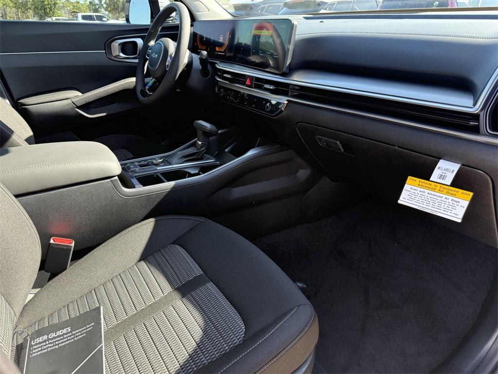 new 2025 Kia Sorento car, priced at $32,125