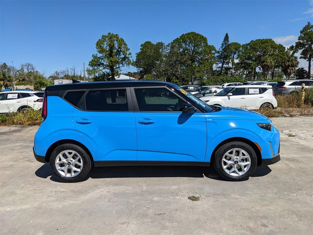 used 2023 Kia Soul car, priced at $16,771