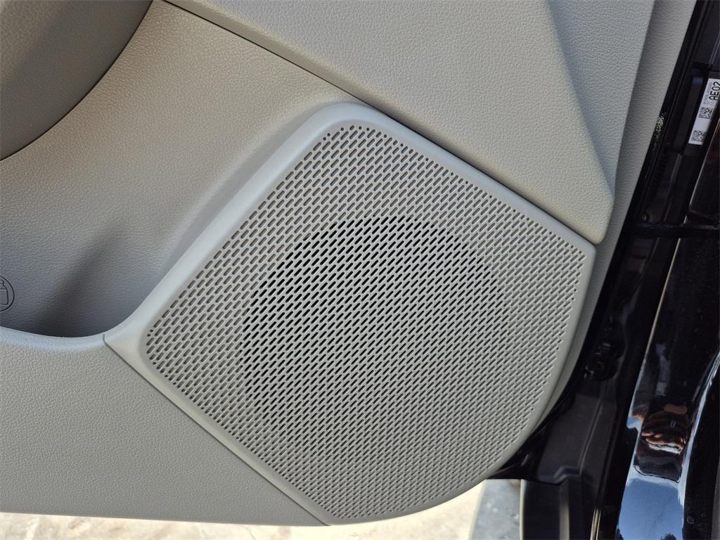 used 2024 Kia Soul car, priced at $20,201