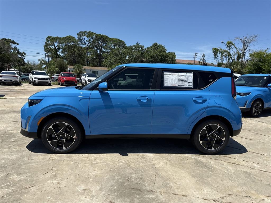 new 2025 Kia Soul car, priced at $23,814