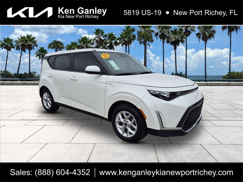 used 2023 Kia Soul car, priced at $18,671