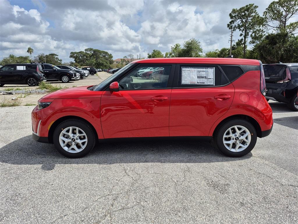 new 2025 Kia Soul car, priced at $22,260