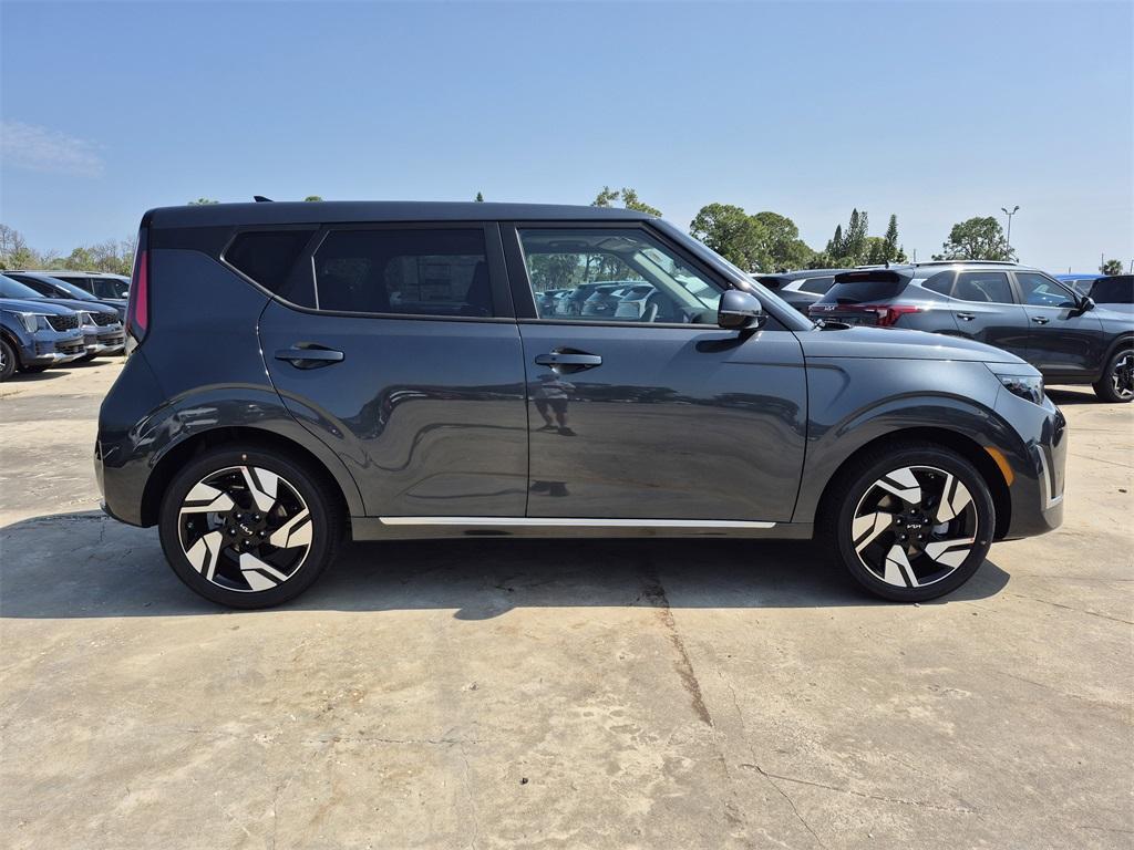 new 2025 Kia Soul car, priced at $25,360