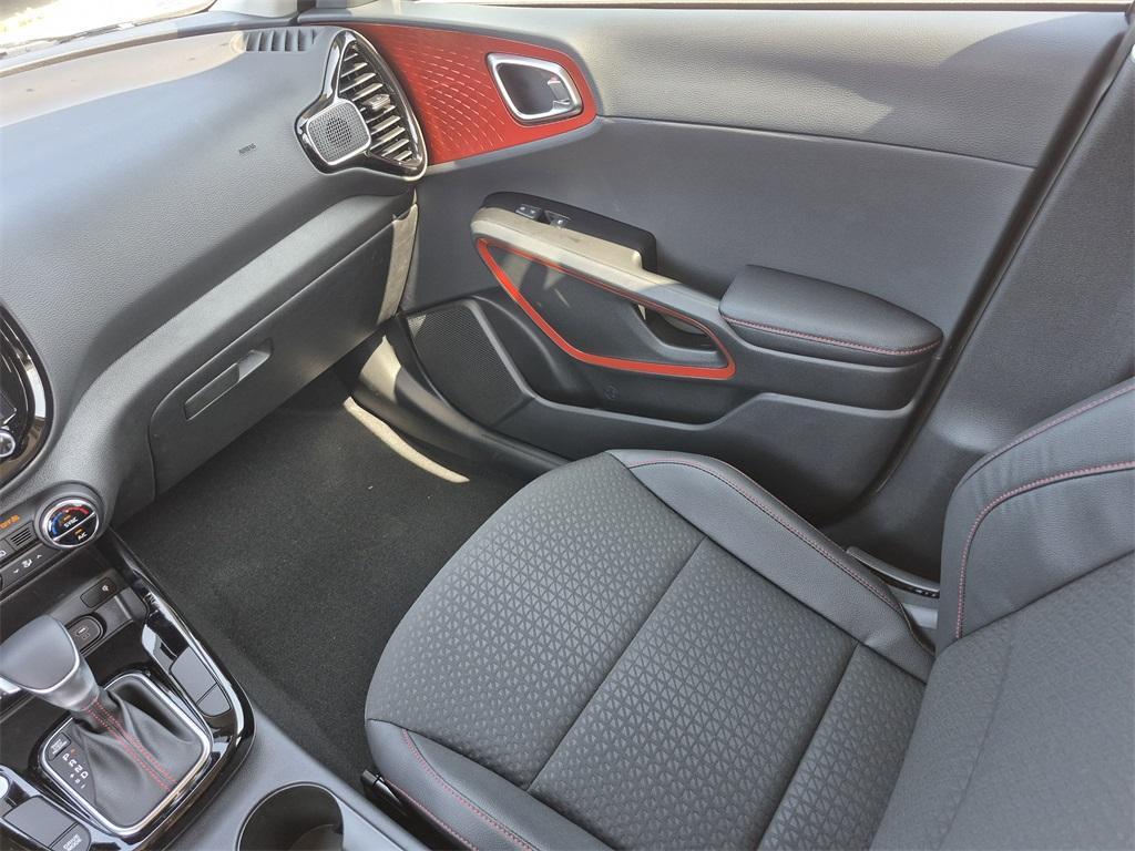 new 2025 Kia Soul car, priced at $25,360